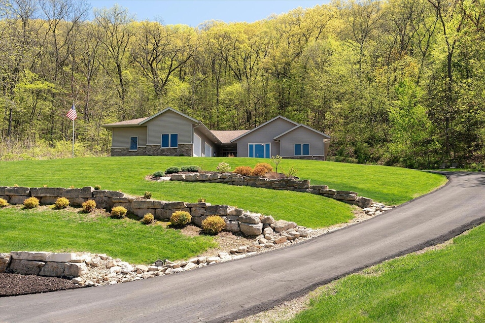 30-403 N 14th St La Crescent-09240