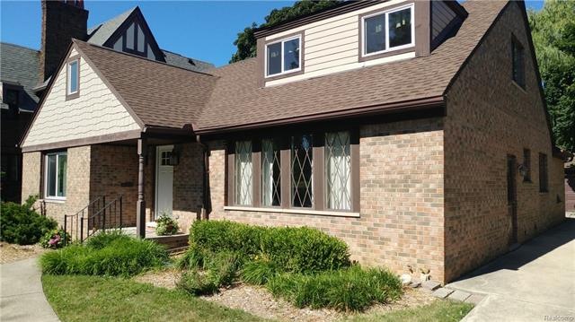 1420 Three Mile Dr, Grosse Pointe Park, MI 48230 - photo 1