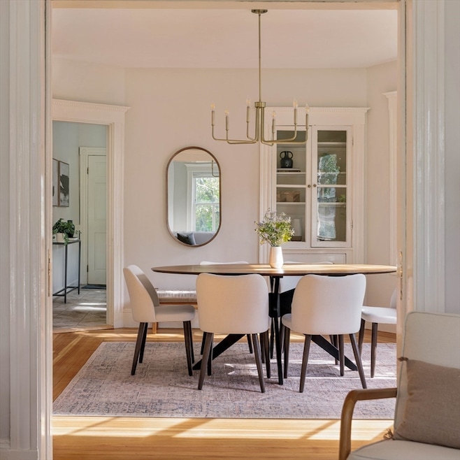 Sold $715,000 • Co-Listing Agent