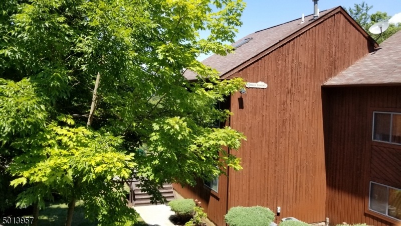 4 Baily Bunions Pl Unit 6 unit 6, Vernon Twp., NJ 07462 - photo 1