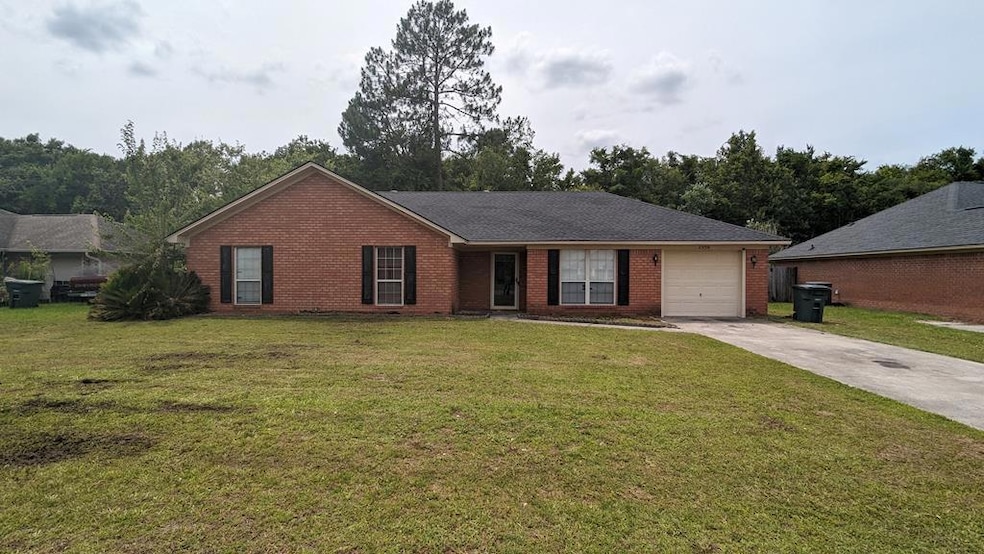 2350 Rowe St, Hinesville, GA 31313 - photo 1