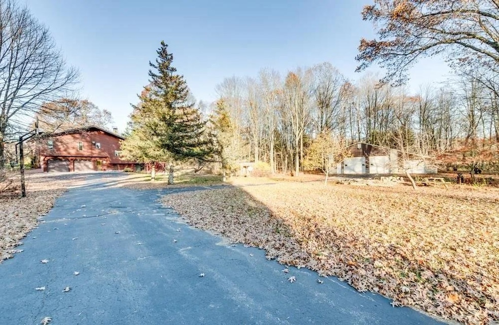 N2648 River Dr, Wallace, MI 49893 - photo 1