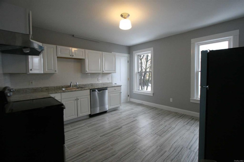 6 Hammersley Ave unit 2, Poughkeepsie, NY 12601 - photo 1