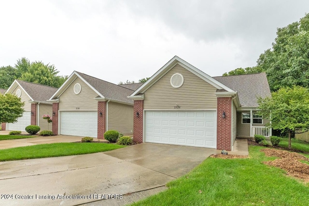 2528 Limerick Cir #32