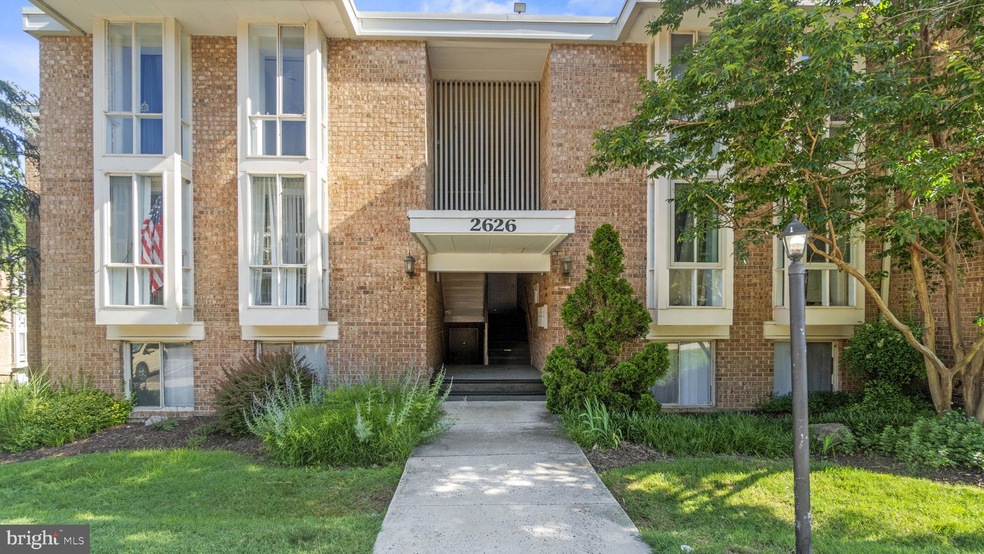 2626 Fort Farnsworth Rd unit 203, Alexandria, VA 22303 - photo 1