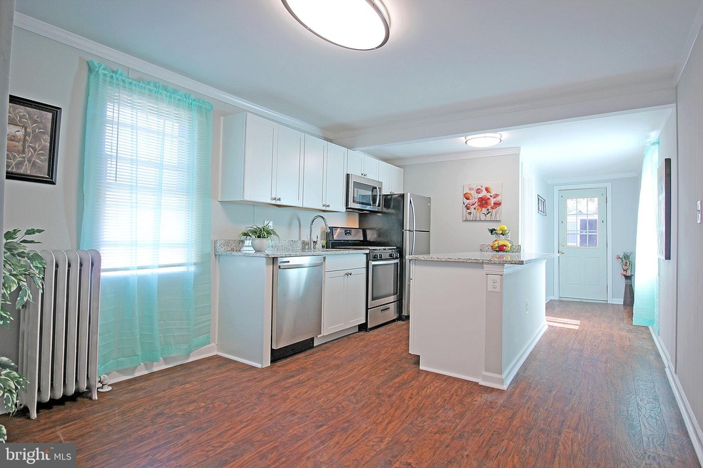 102 Baltimore Ave, Halethorpe, MD 21227 - photo 1