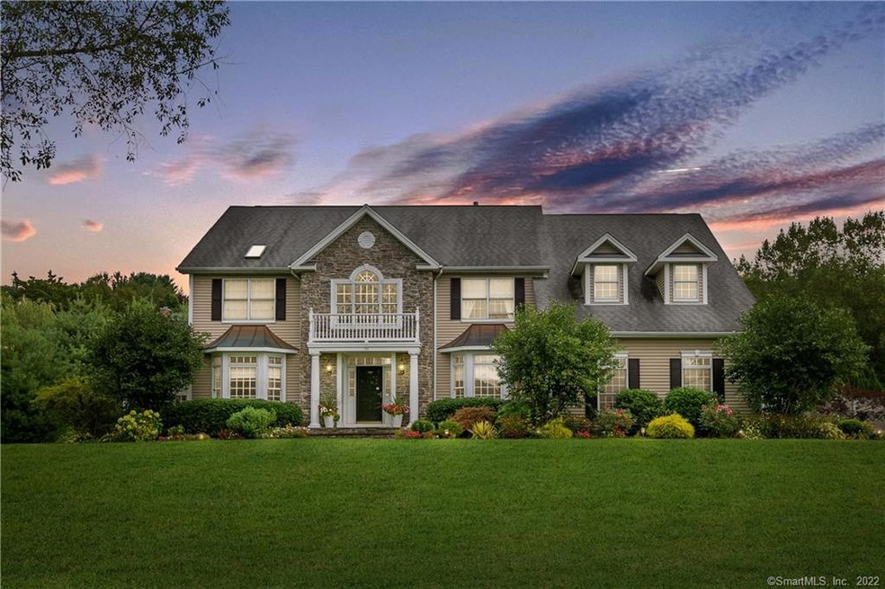 134 Coram Ln, Orange, CT 06477 - photo 1