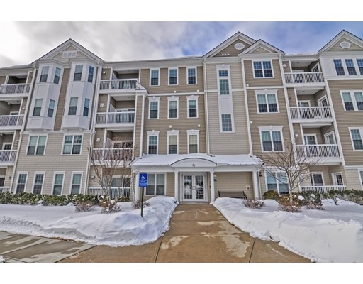87 Clocktower Dr unit 2402, Waltham, MA 02452 - photo 1