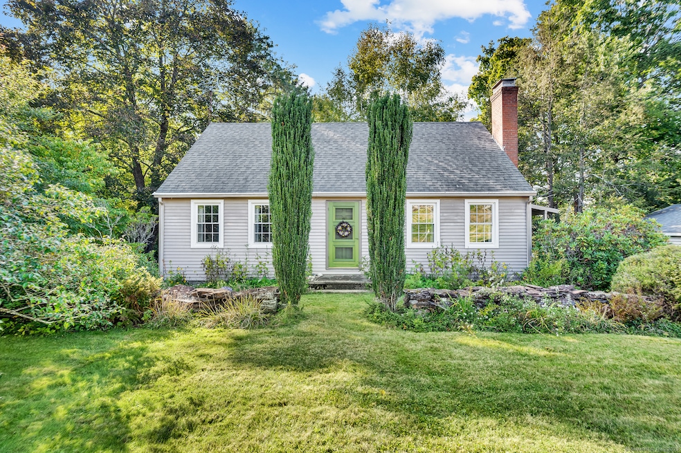 833 East St, Middletown, CT 06457 - photo 1