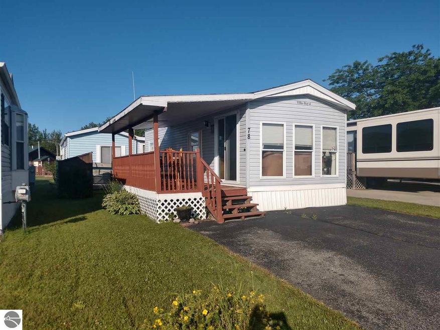 78 E Michigan Ave, Au Gres, MI 48703 - photo 1