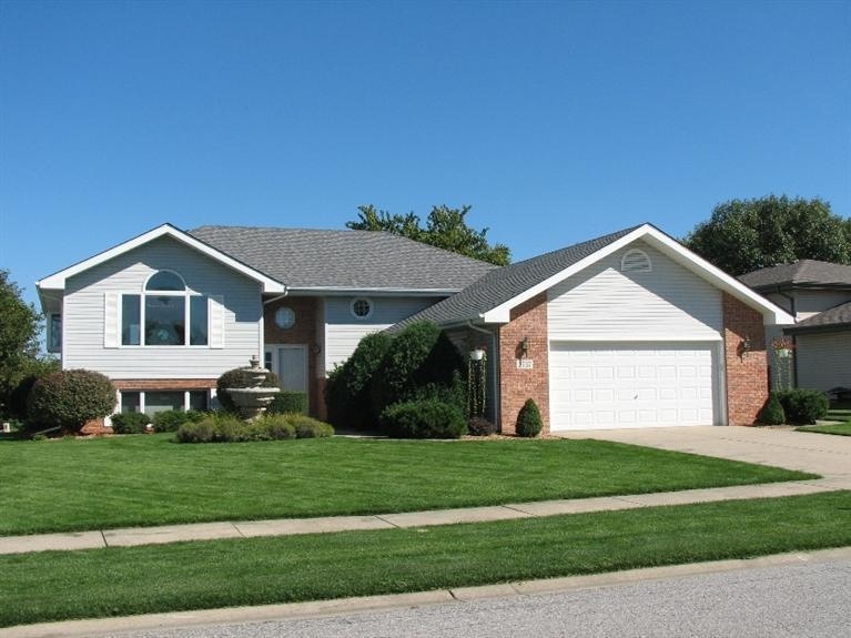 2737 Morningside Dr, Crown Point, IN 46307 - photo 1