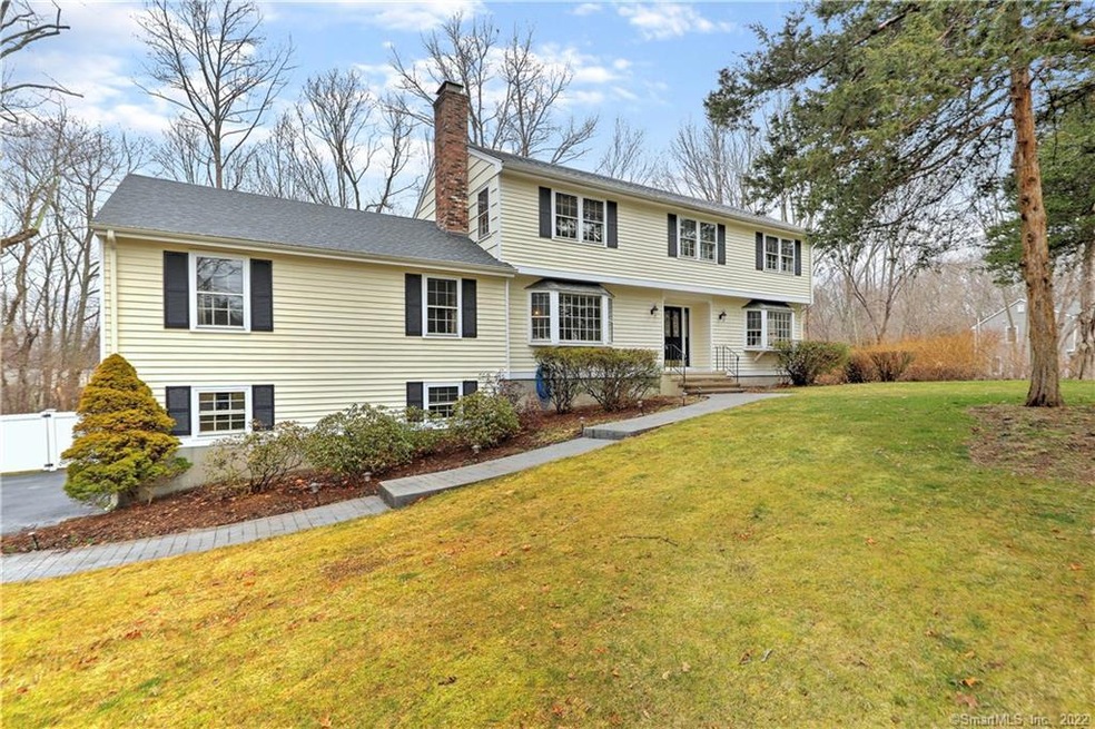 45 Mallett Dr, Trumbull, CT 06611 - photo 1