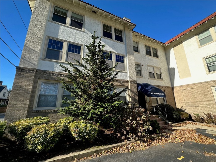 140 Humboldt Ave unit 4, Providence, RI 02906 - photo 1