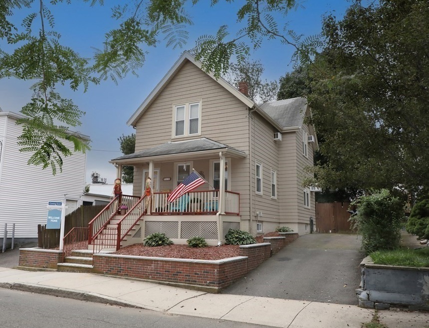 10 Waverly Ave, Everett, MA 02149 - photo 1