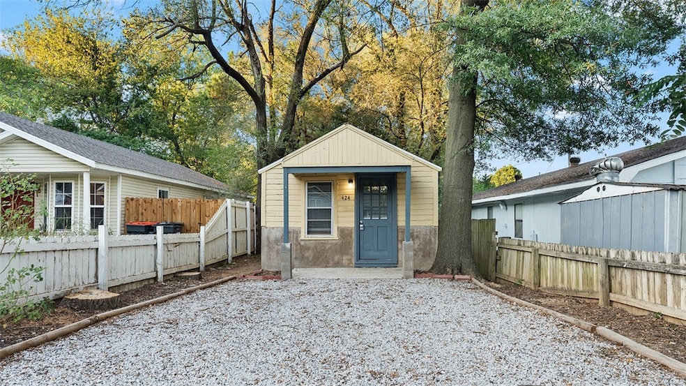 For Rent $1,145/month