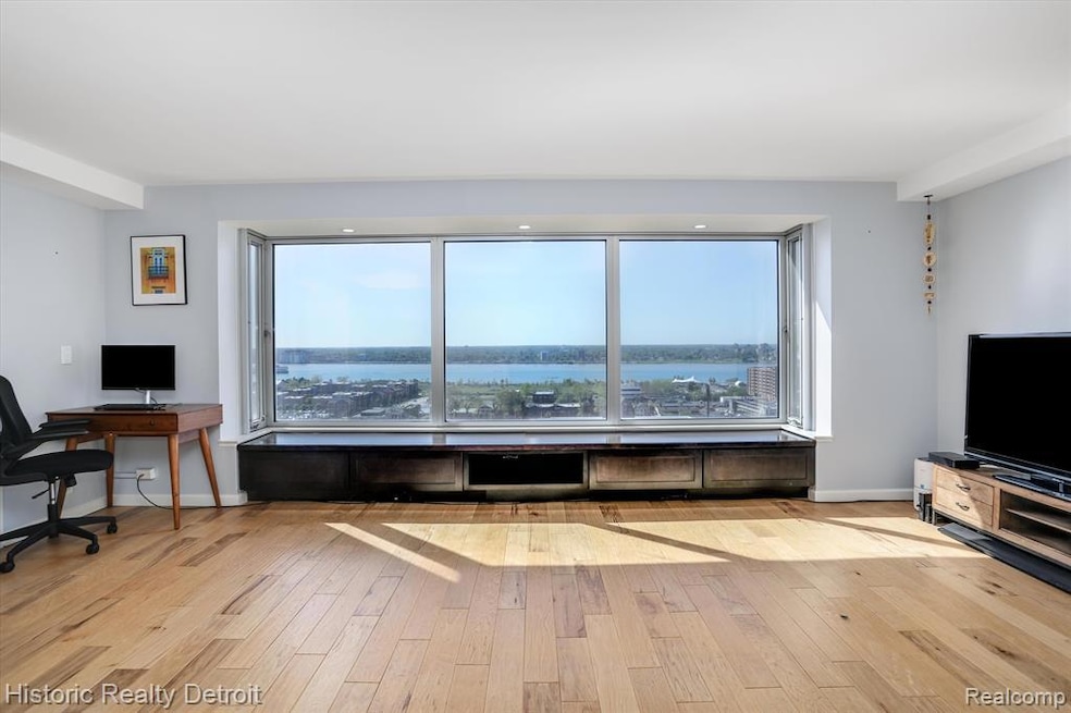 East Cooperative Lafayette unit 1604, Detroit, MI 48207 - photo 1