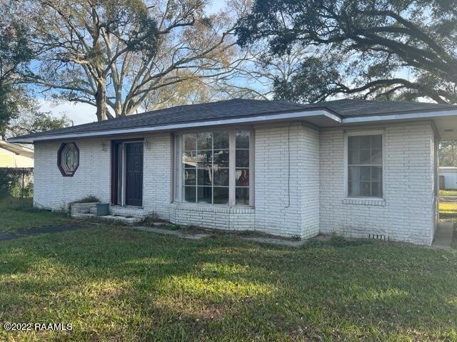 751 W Vine Ave, Eunice, LA 70535 - photo 1
