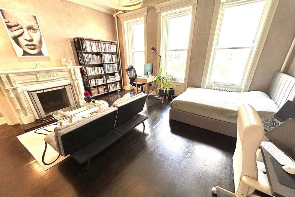 20 W 71st St unit 3F, New York, NY 10023 - photo 1