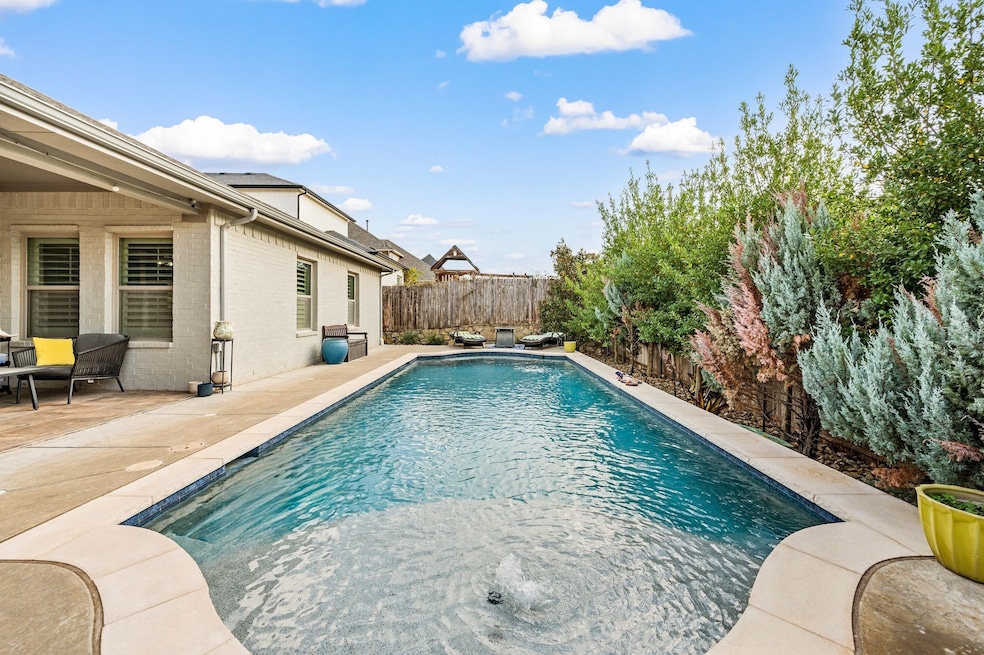 336 Parkview Dr, Aledo, TX 76008 - photo 1