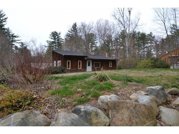 4 Richards Rd, MerriMacK, NH 03054 - photo 1