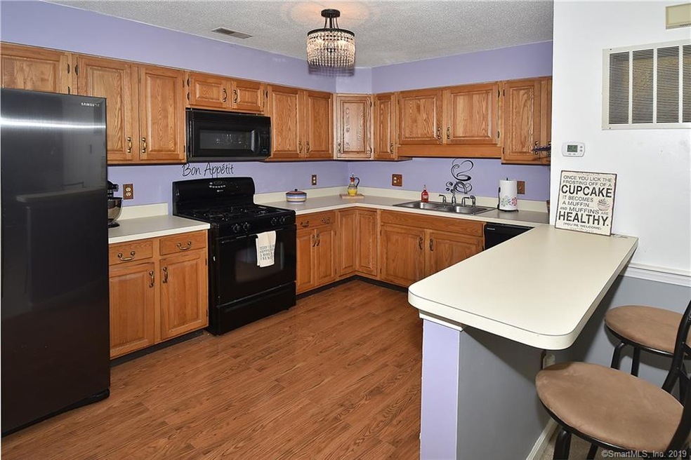 416 Ashmead Commons unit 416, Enfield, CT 06082 - photo 1