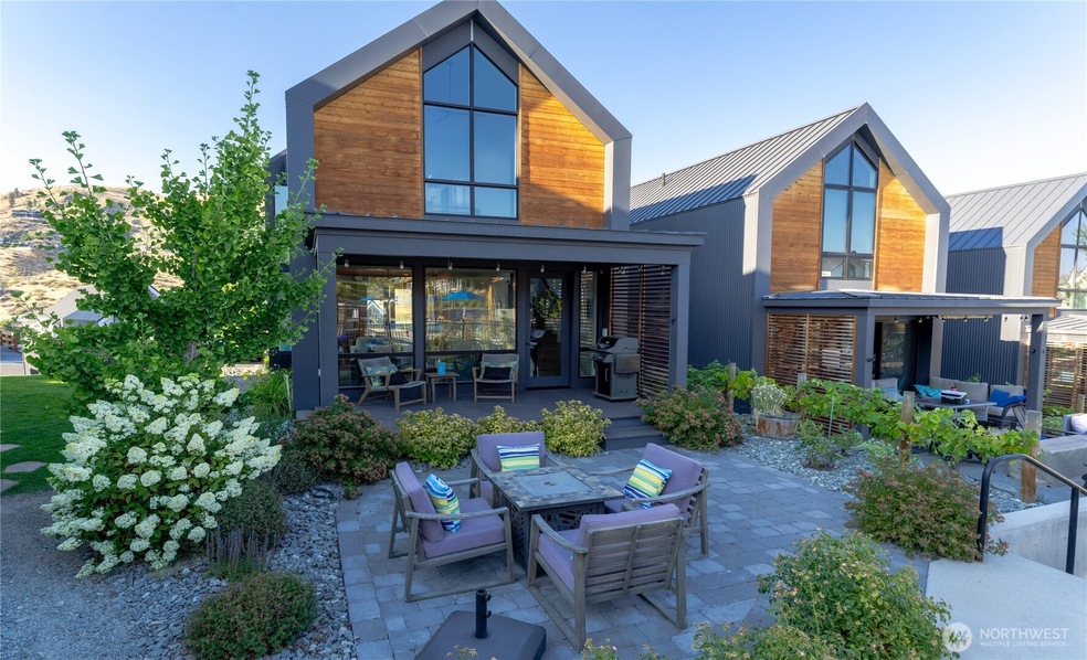 For Sale $749,000 • Co-Listing Agent