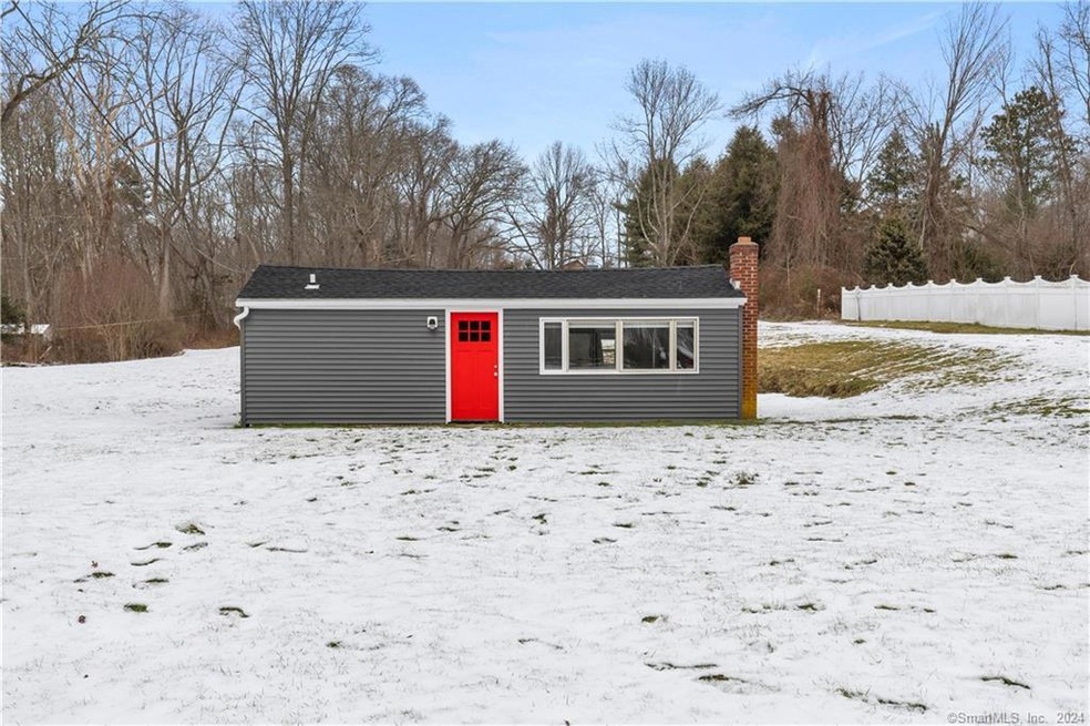 1162 Moose Hill Rd, Guilford, CT 06437 - photo 1