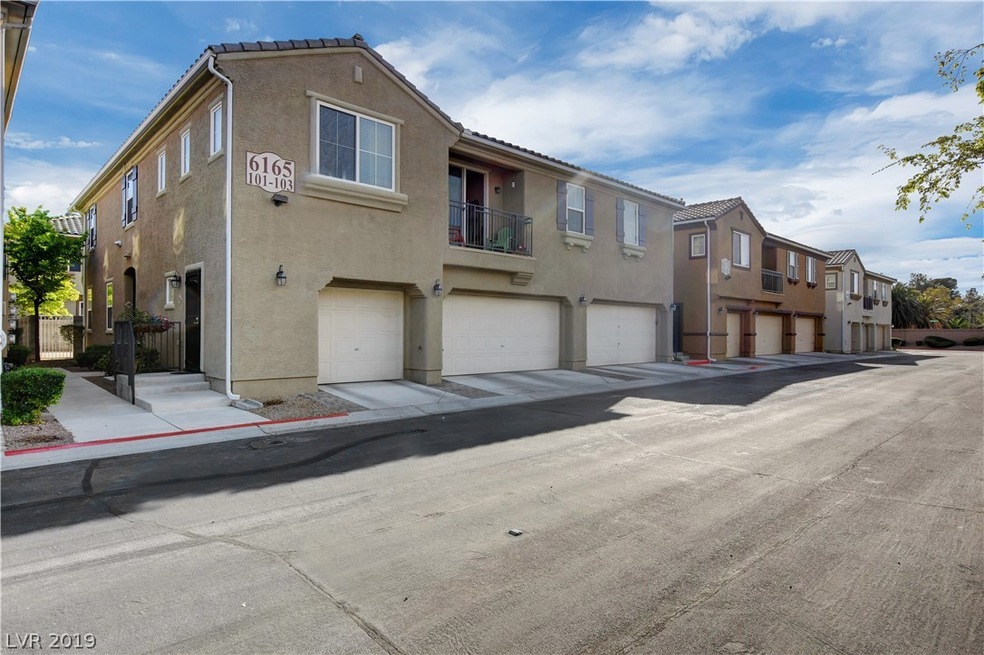 Beatutiful upgraded 2 bedroom condo with 2 car gar