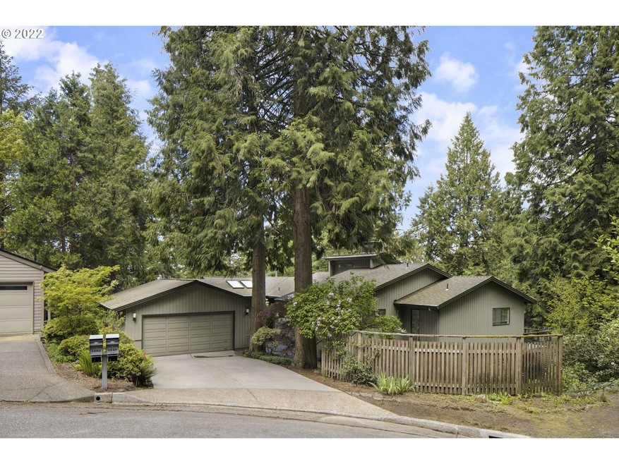 1249 Larch St, Lake Oswego, OR 97034 - photo 1