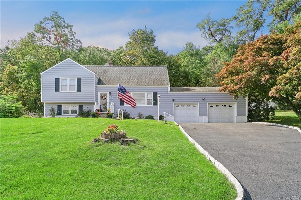 9 Floral Rd, Cortlandt Manor, NY 10567 - photo 1