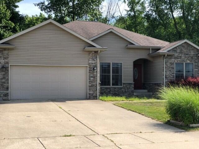546 Wittenburg Exterior 2