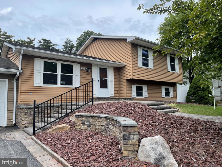 1929 Pometacom Dr, Hanover, MD 21076 - photo 1