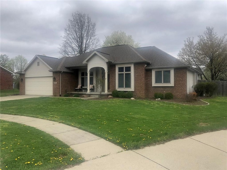 2877 Fox Hollow Ct, Columbus, IN 47203 - photo 1