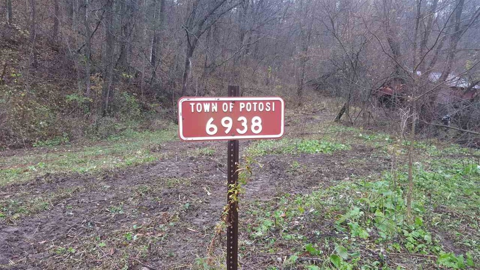 6938 Dutch Hollow Rd, Potosi, WI 53820 - photo 1