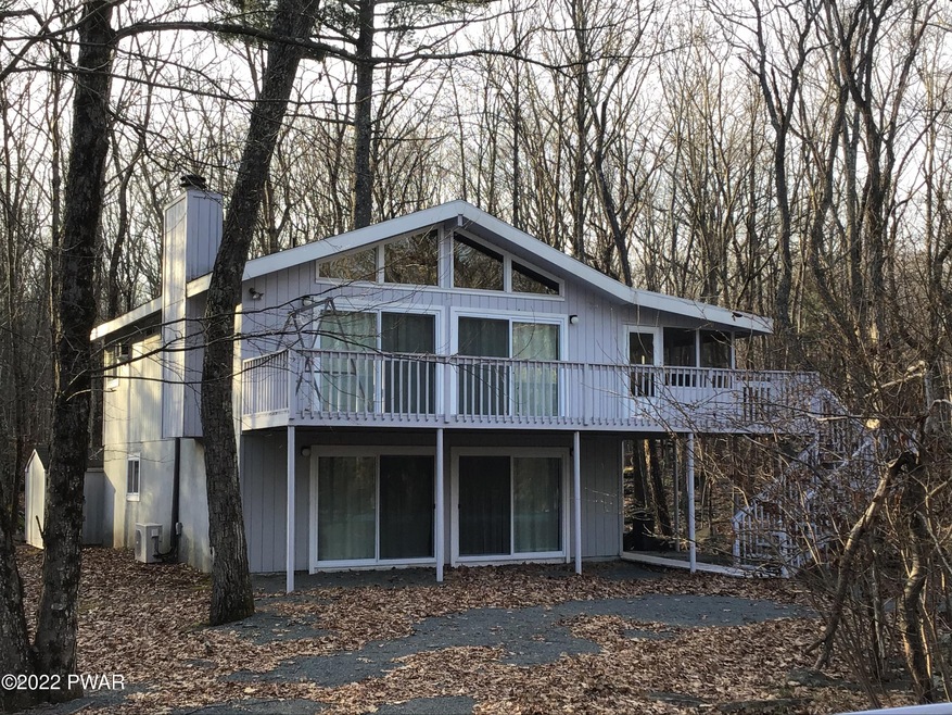 802 Boulder Ct N, Hawley, PA 18428 - photo 1