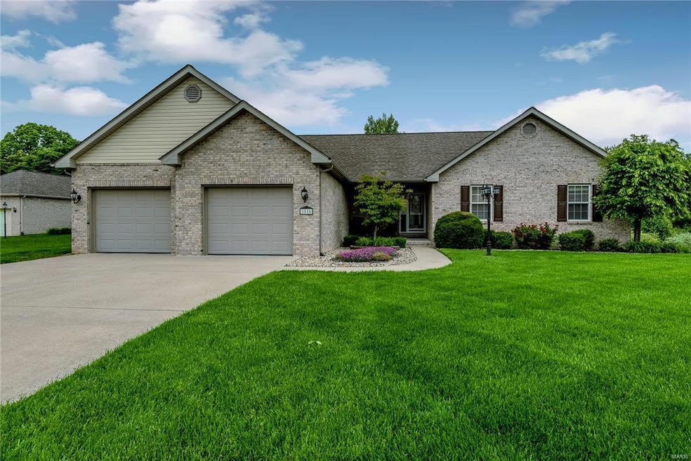 1116 Oak Ln, Maryville, IL 62062 - photo 1