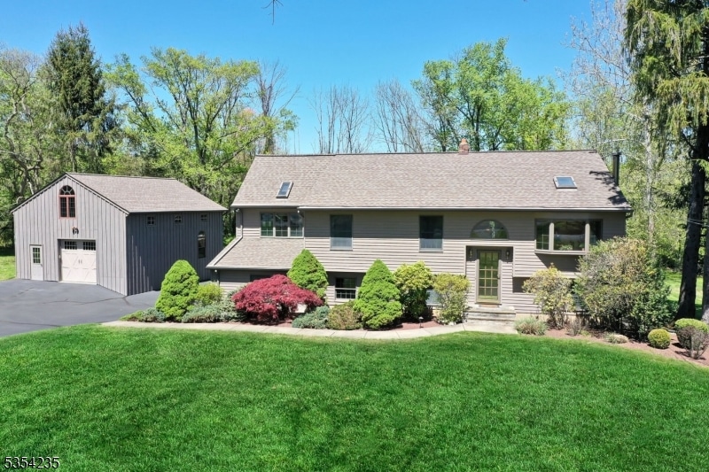 18 Bissell Rd, Lebanon, NJ 08833 - photo 1