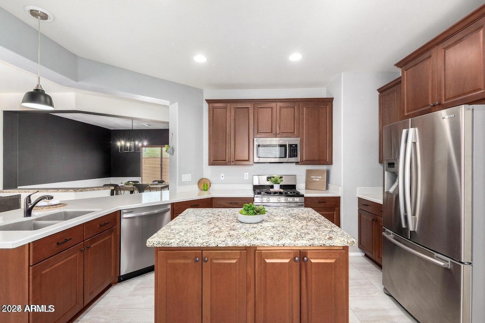 26180 W Wahalla Ln, Buckeye, AZ 85396 - photo 1