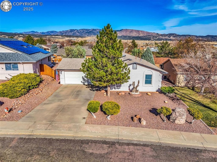 409 Washington St, Canon City, CO 81212 - photo 1