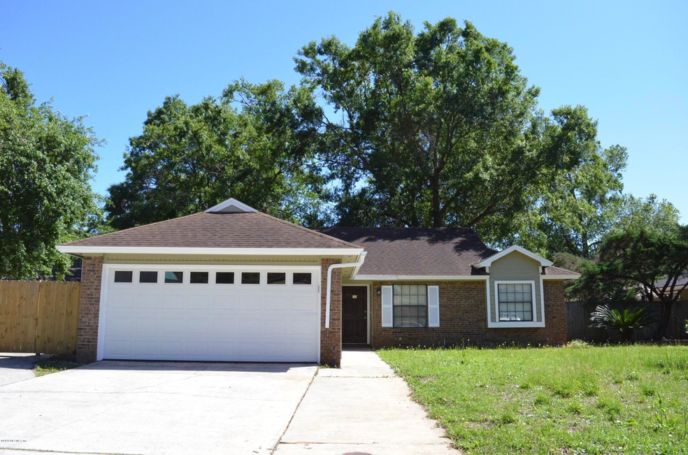 7912 Painted Oak Dr, Jacksonville, FL 32210 - photo 1