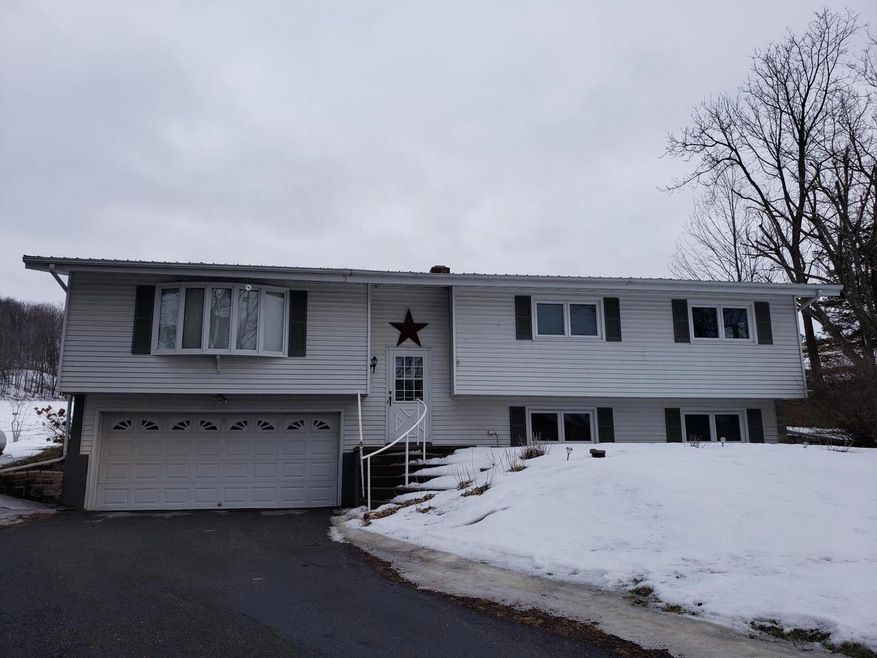 N25161 Kittleson Rd, Ettrick, WI 54627 - photo 1