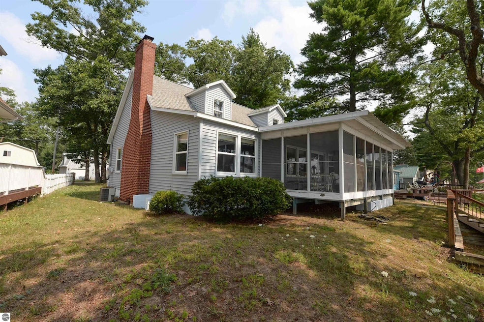 For Sale $364,900 • Co-Listing Agent