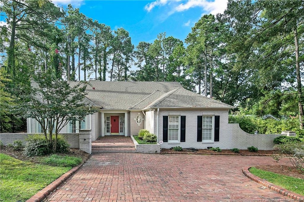 1609 Twin Oak Dr, Fayetteville, NC 28305 - photo 1