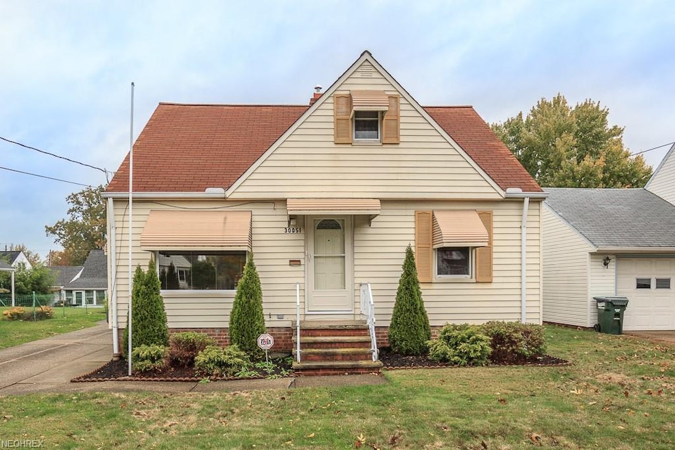 30051 Frank Dr, Wickliffe, OH 44092 - photo 1