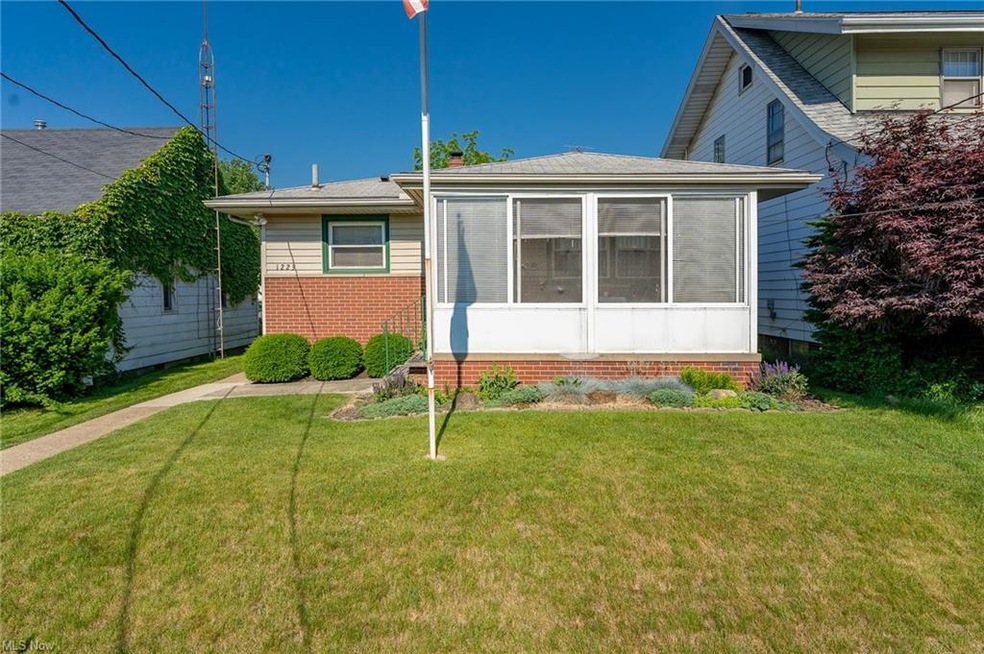 1223 Wertz Ave SW, Canton, OH 44710 - photo 1