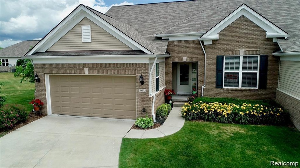 Inviting curb appeal .jpg