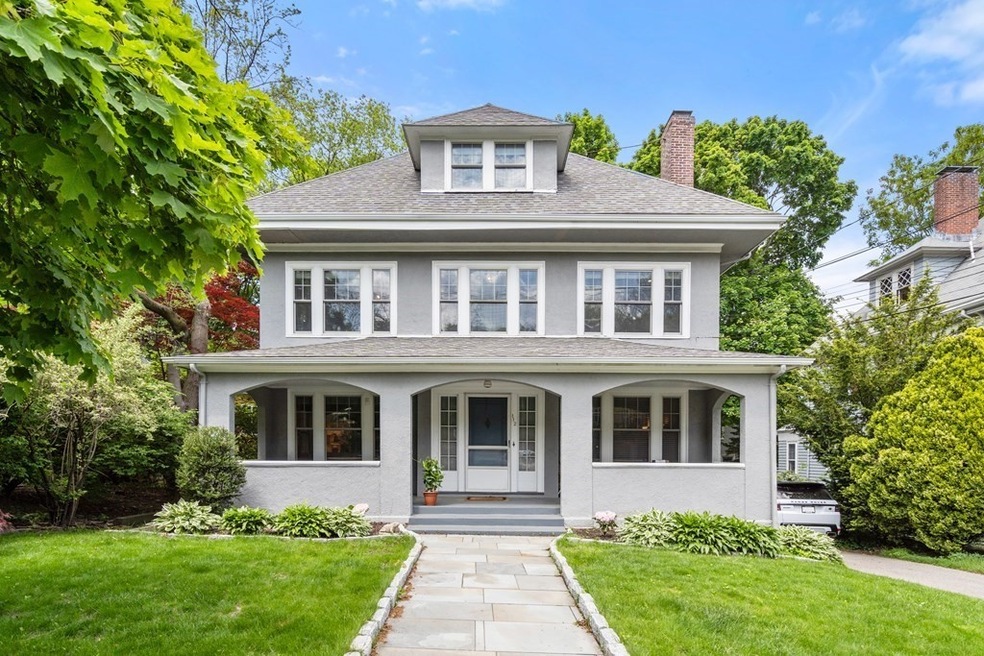 112 Sumner Rd, Brookline, MA 02445 - photo 1