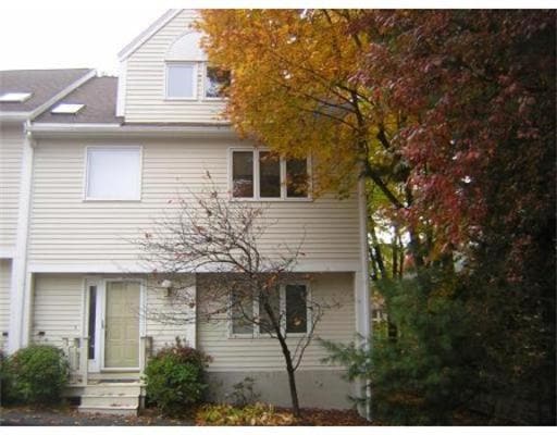 412 Parker St unit A, Newton, MA 02459 - photo 1