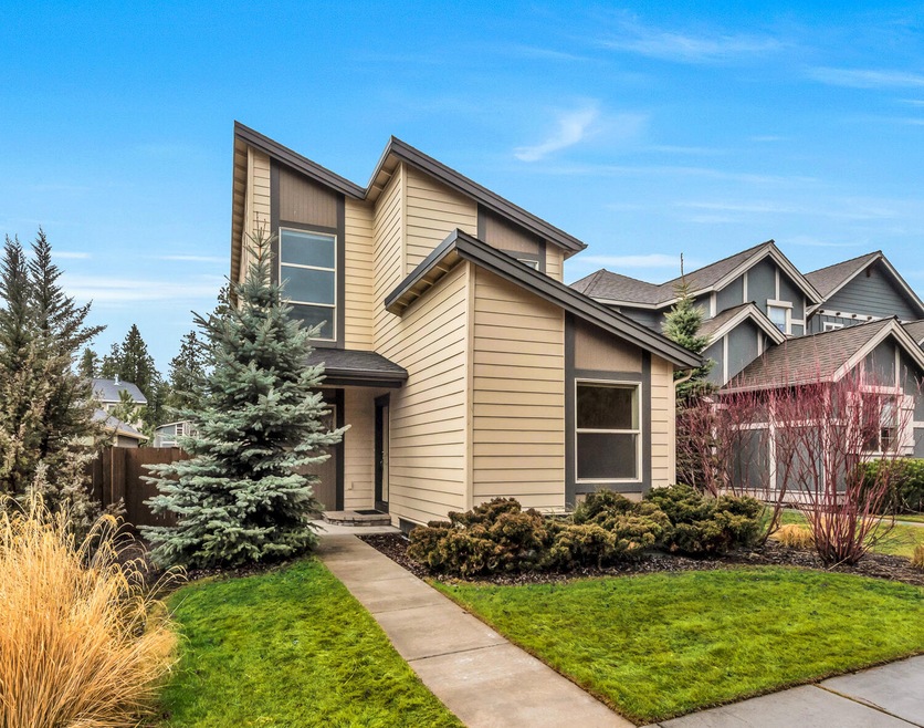 20265 Hufflepuff Ct, Bend, OR 97702 - photo 1