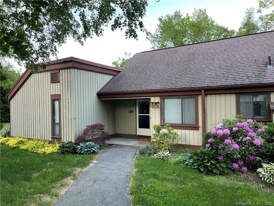 667 Heritage Village unit A, Southbury, CT 06488 - photo 1